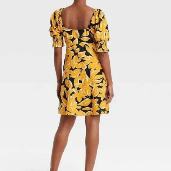 Who What Wear Dresses & Skirts - Who What Wear Linen Floral Puff Elbow Sleeve Dress NWT